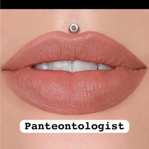 Jeffree Star lipstick